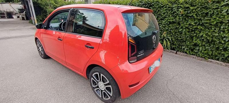 Usata VW up! Move 60 CV (44 kW) 2017 Utilitaria