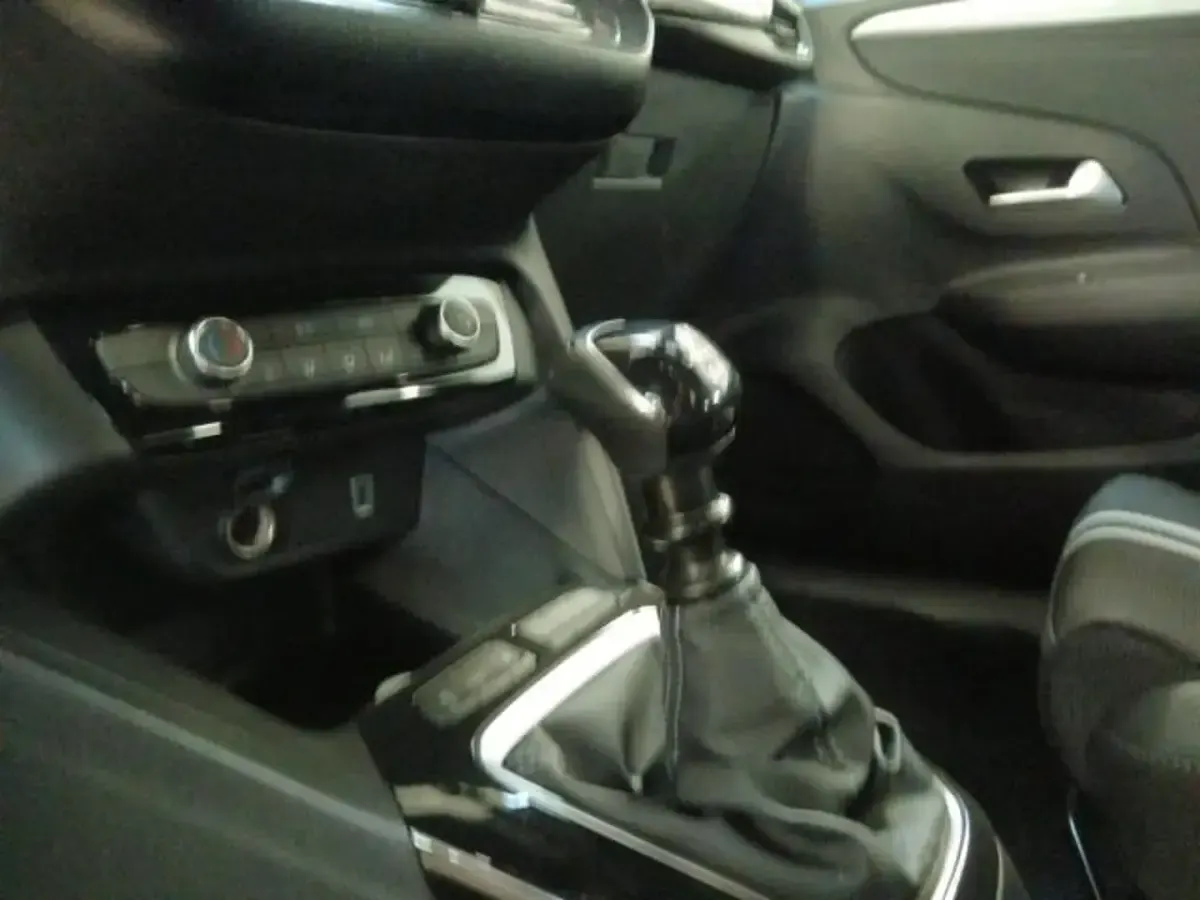 Nuova Opel Corsa 100 CV (73 kW) 2025 Grigio Berlina