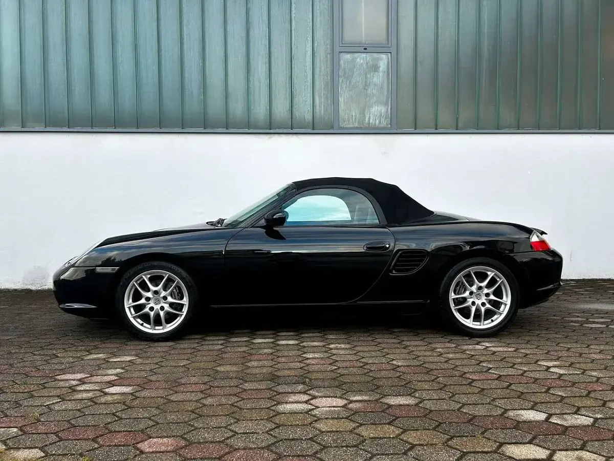 Usata Porsche Boxster 220 CV (161 kW) 2002 Nero Cabrio