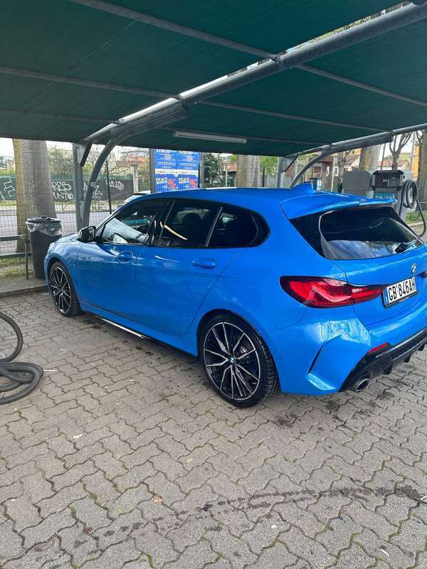 Usato 2020 BMW M135 2.0 Benzin 306 CV (35.000 €)