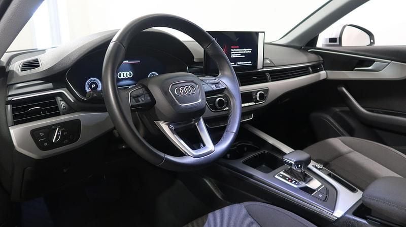Usata Audi A4 Advanced 163 CV (119 kW) 2024 Argento Station wagon