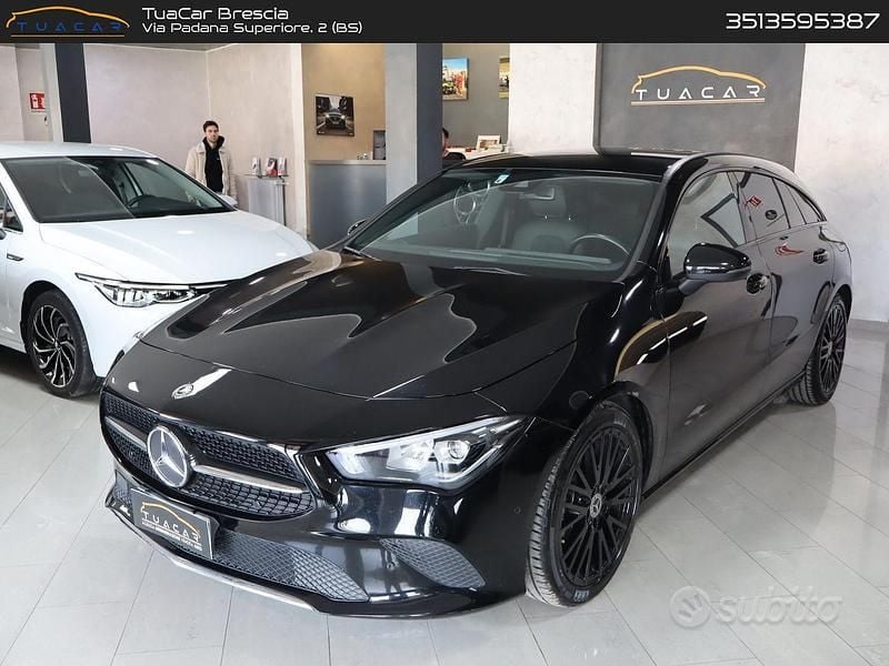 Usata Mercedes CLA200 150 CV (110 kW) 2020 Nero Station wagon