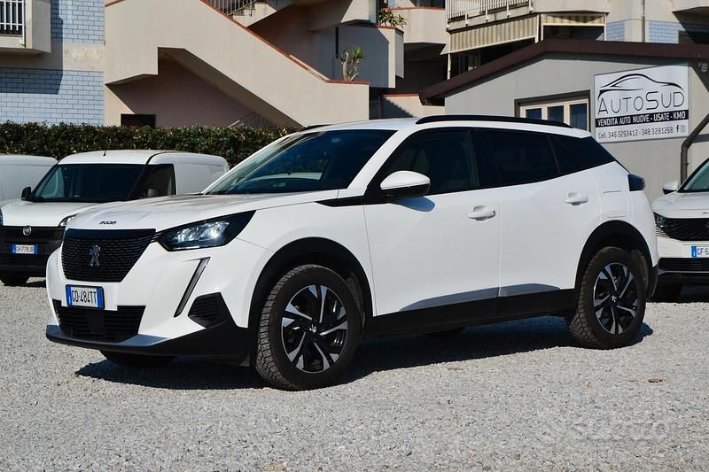 Usata Peugeot 2008 Allure 131 CV (96 kW) 2020 Bianco SUV