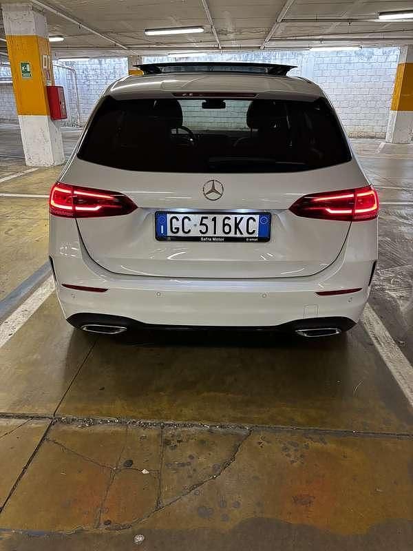 Usata Mercedes B200 Premium 150 CV (110 kW) 2020 Monovolume