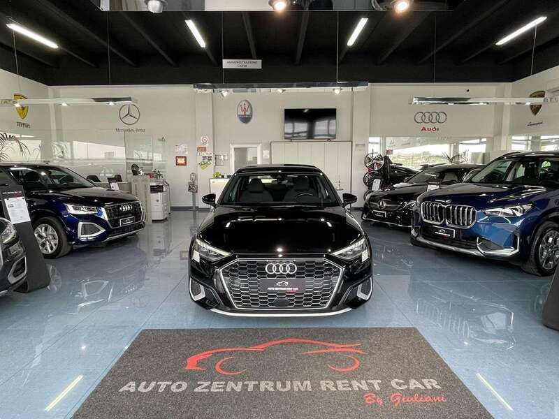 Nero Usata 2021 Audi A3 Advanced Tre volumi | 29.900 € (Molto cara) - Immagine 1/4
