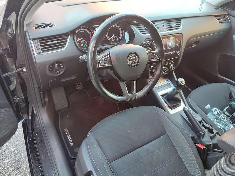 Usata Skoda Octavia G-TEC Ambition 110 CV (80 kW) 2017 Station wagon