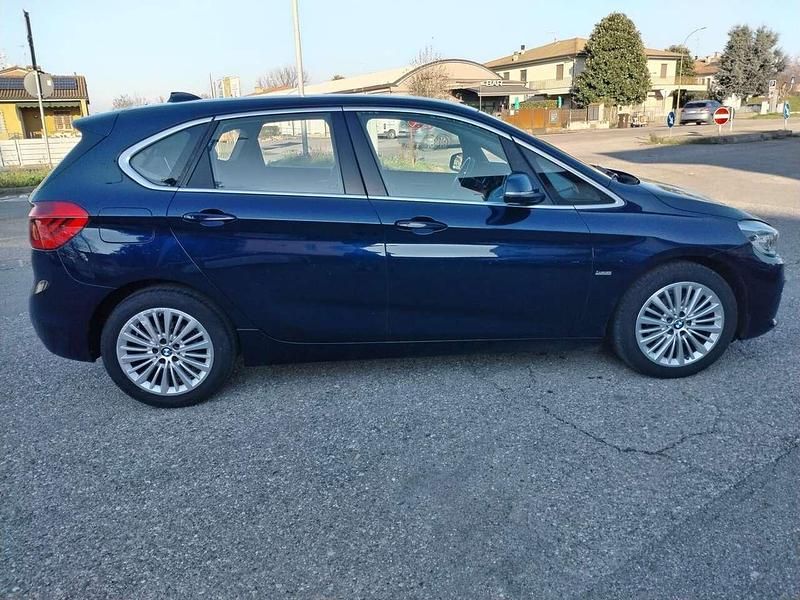 Usata BMW 216 Active Tourer Luxury Line 116 CV (85 kW) 2015 Blu/azzurro Monovolume
