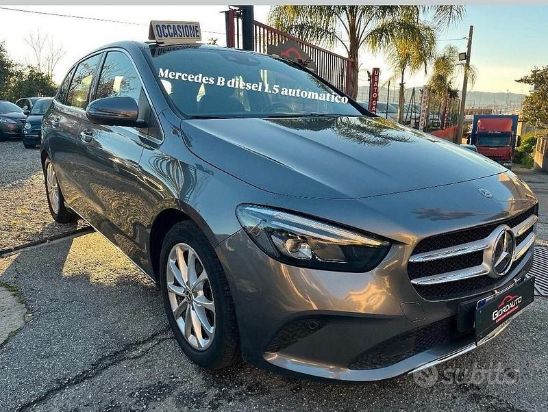 Usata Mercedes B180 Executive 116 CV (85 kW) 2019 Grigio Utilitaria