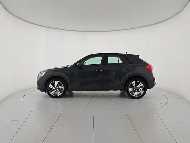 Usata Audi Q2 Admired 110 CV (80 kW) 2022 Grigio SUV