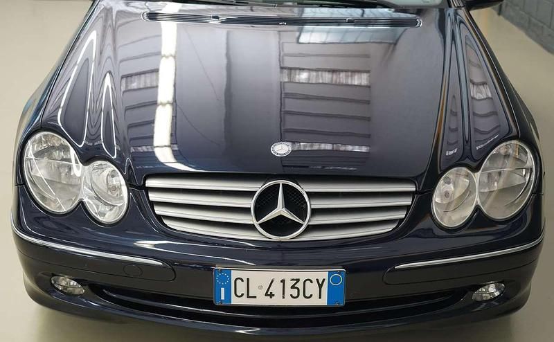 Usata Mercedes CLK320 Elegance 218 CV (160 kW) 2003 Blu/azzurro Cabrio
