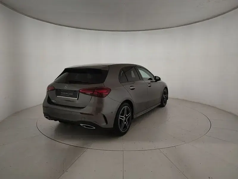 Usata Mercedes A180 Advanced Plus 116 CV (85 kW) 2024 Grigio Utilitaria