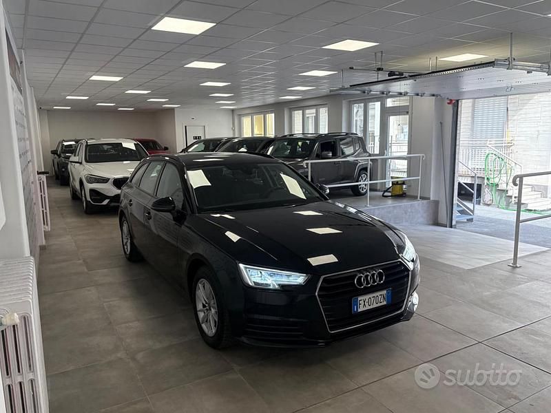 Usata Audi A4 Business 122 CV (89 kW) 2019 Nero Station wagon