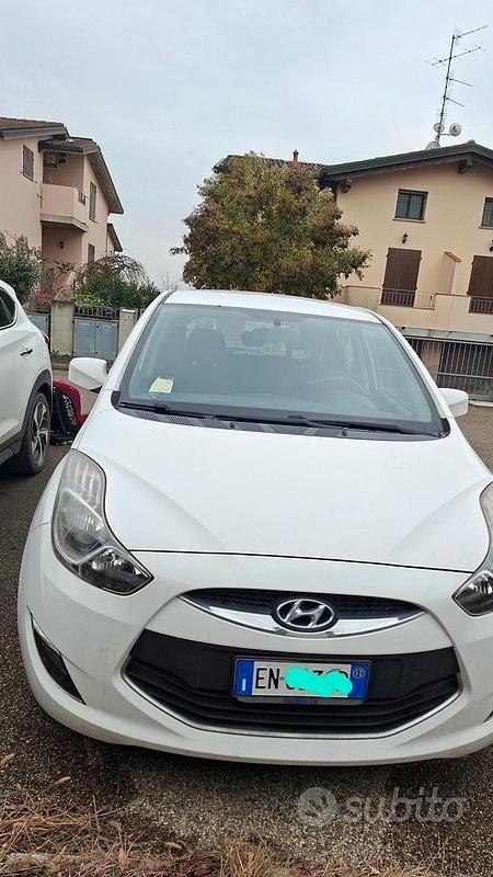 Usata Hyundai ix20 90 CV (66 kW) 2012 Bianco Utilitaria