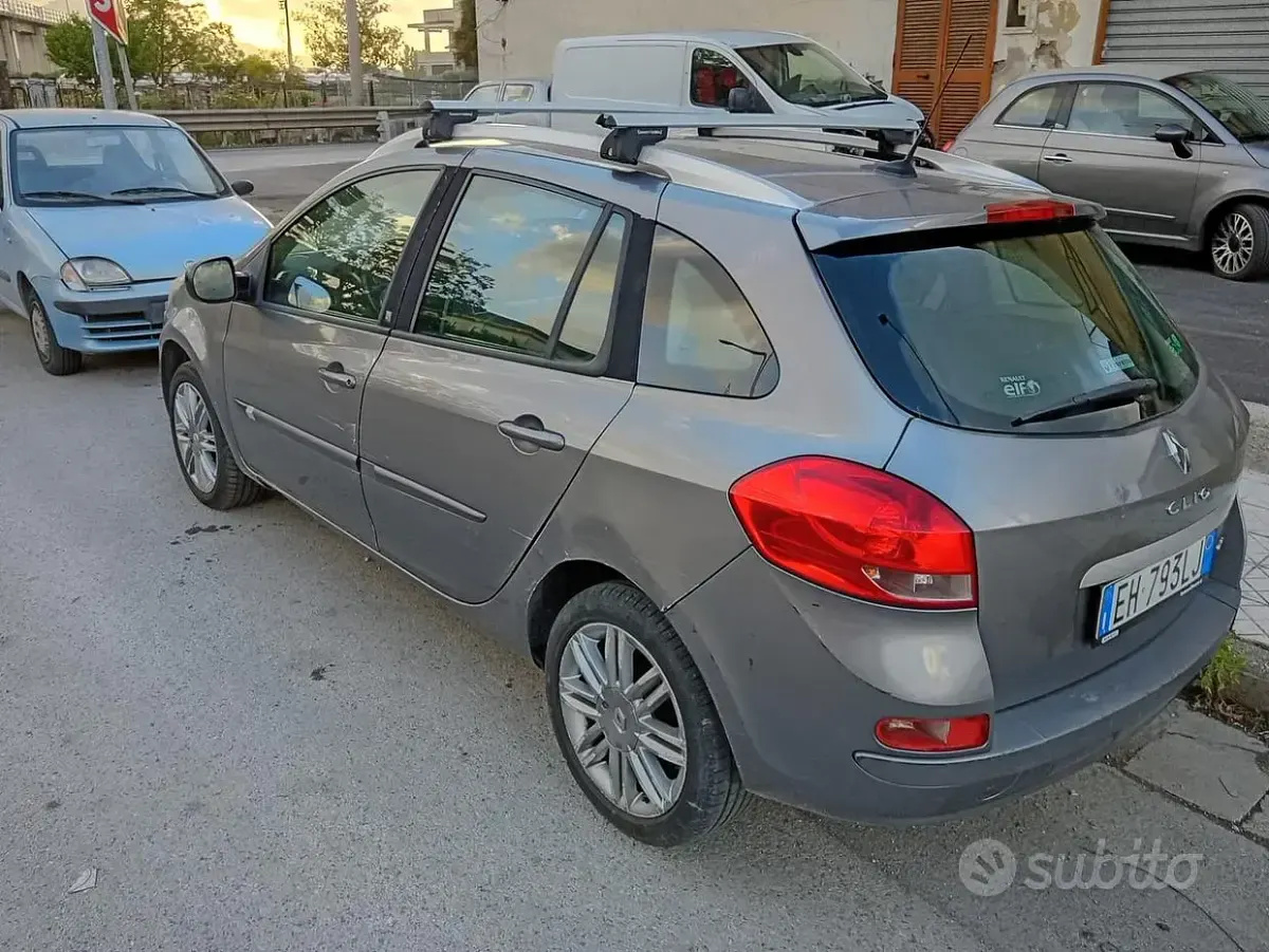 Usata Renault Clio 90 CV (66 kW) 2011 Station wagon