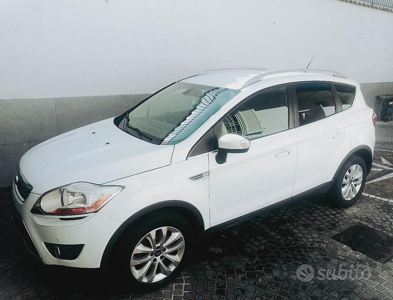 Usata Ford Kuga Titanium 163 CV (119 kW) 2011 Bianco SUV