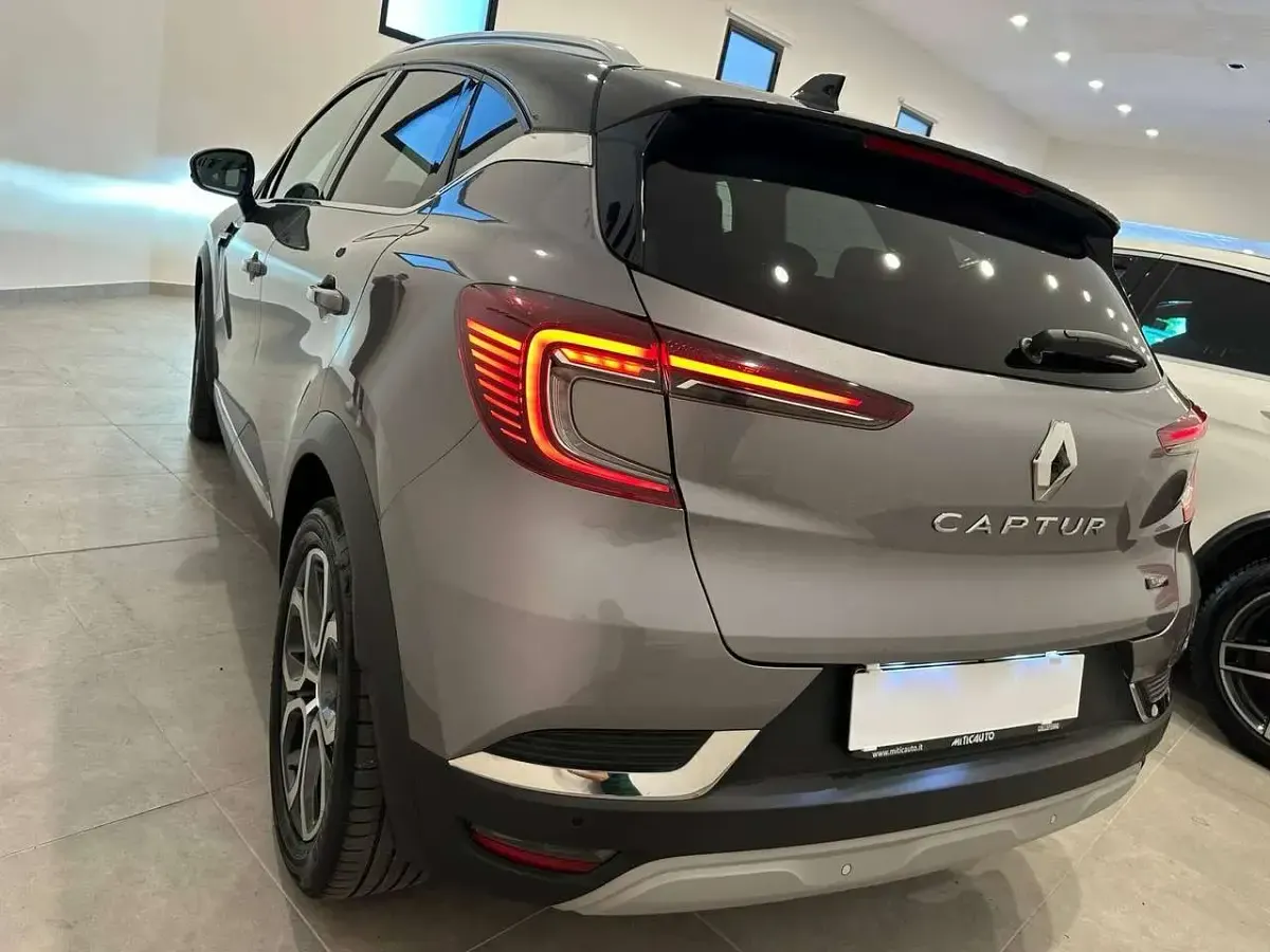 Usata Renault Captur Techno 94 CV (69 kW) 2023 Other SUV