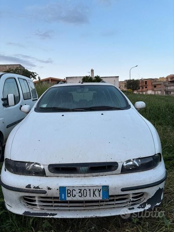 Bianco Usata 1999 Fiat Marea Station wagon | 999 € - Immagine 1/4