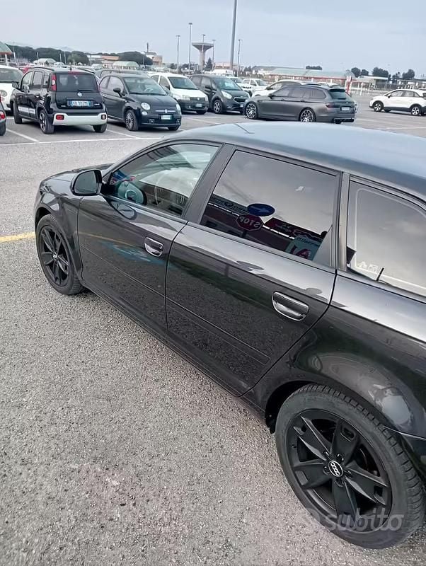 Usata Audi A3 140 CV (102 kW) 2010 Nero Utilitaria
