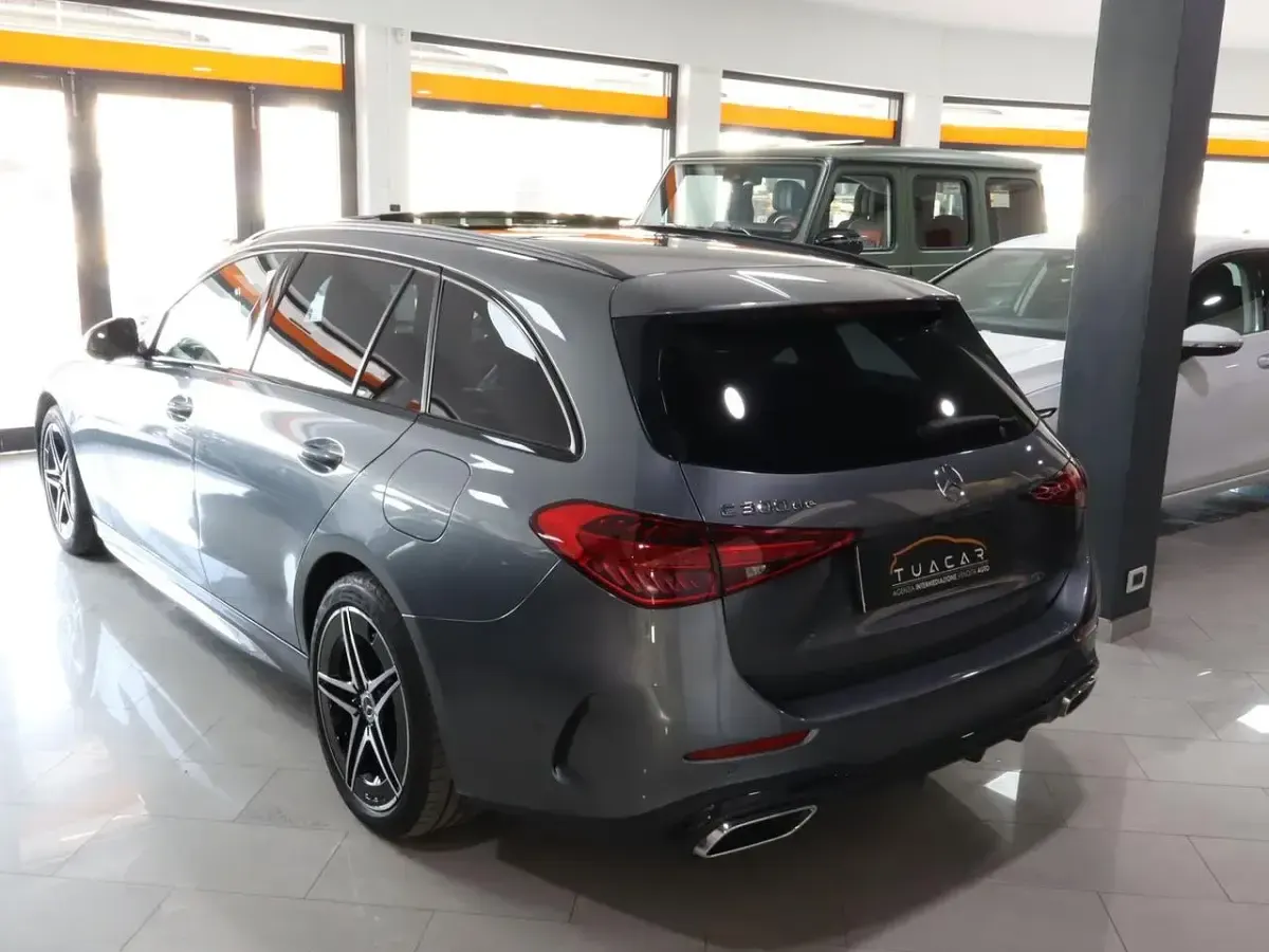Usata Mercedes C300 AMG Line Premium 197 CV (144 kW) 2025 Grigio Station wagon