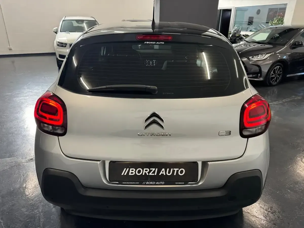 Usata Citroën C3 PureTech 110 CV (80 kW) 2018 Argento Utilitaria