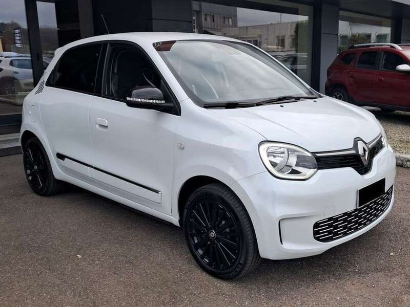 Usata Renault Twingo Urban Night 30 kW (42 CV) 2022 Bianco Utilitaria