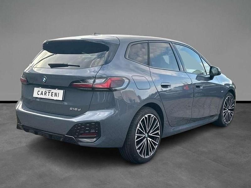 Usata BMW 218 Active Tourer Comfort Edition 150 CV (110 kW) 2024 Storm bay metallizzato Monovolume