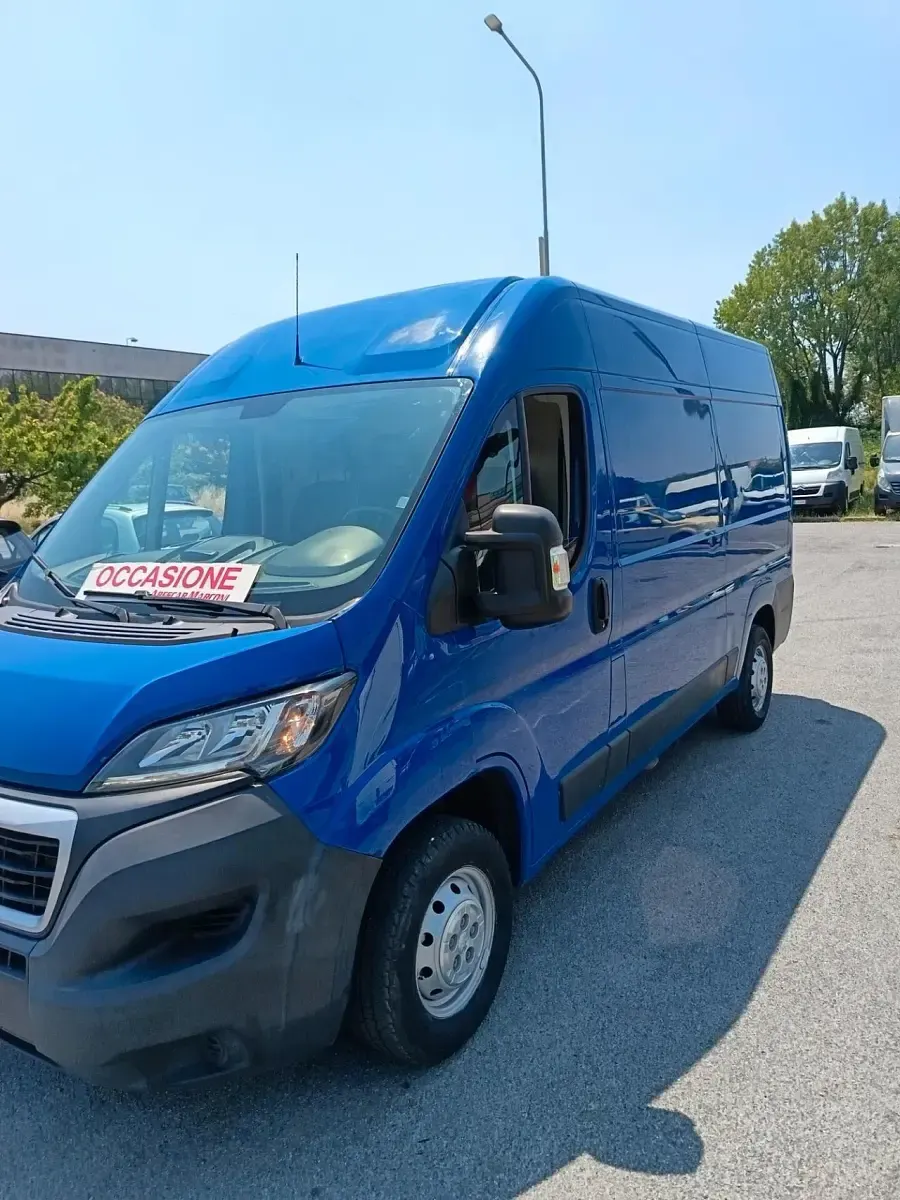 Usata Peugeot Boxer S 140 CV (102 kW) 2019 Blu Furgone