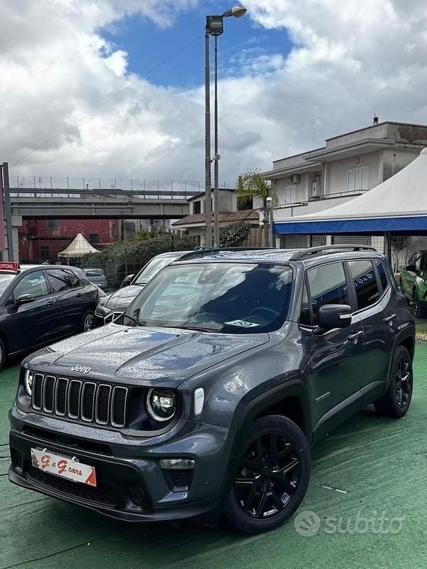 Usata Jeep Renegade Longitude 131 CV (96 kW) 2023 Grigio SUV