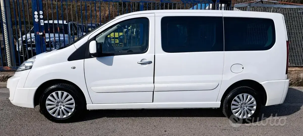 Usata Peugeot TePee Access 128 CV (94 kW) 2015 Bianco Monovolume