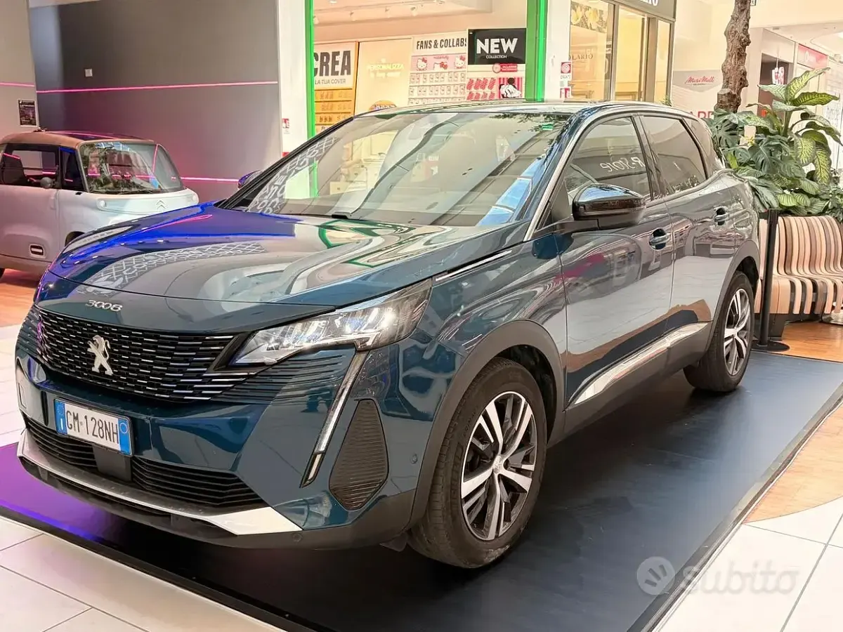 Usata Peugeot 3008 GT 131 CV (96 kW) 2023 Verde SUV