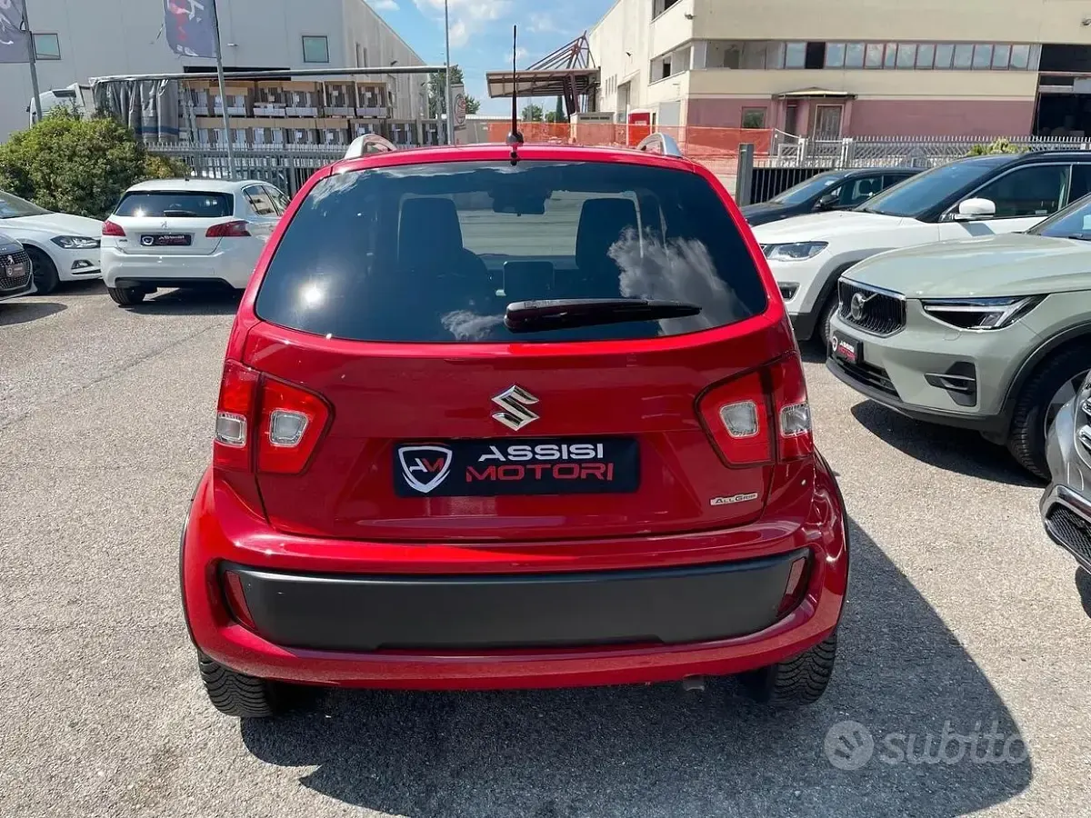 Usata Suzuki Ignis 90 CV (66 kW) 2019 Rosso SUV
