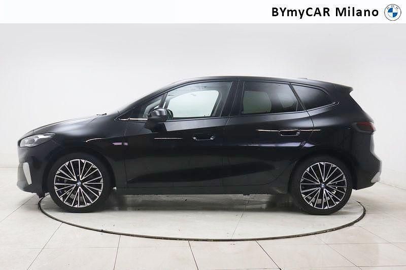 Usata BMW 218 Luxury Line 135 CV (99 kW) 2023 Nero Station wagon