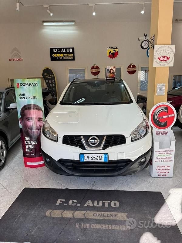 Usata Nissan Qashqai Tekna 110 CV (80 kW) 2014 Bianco SUV