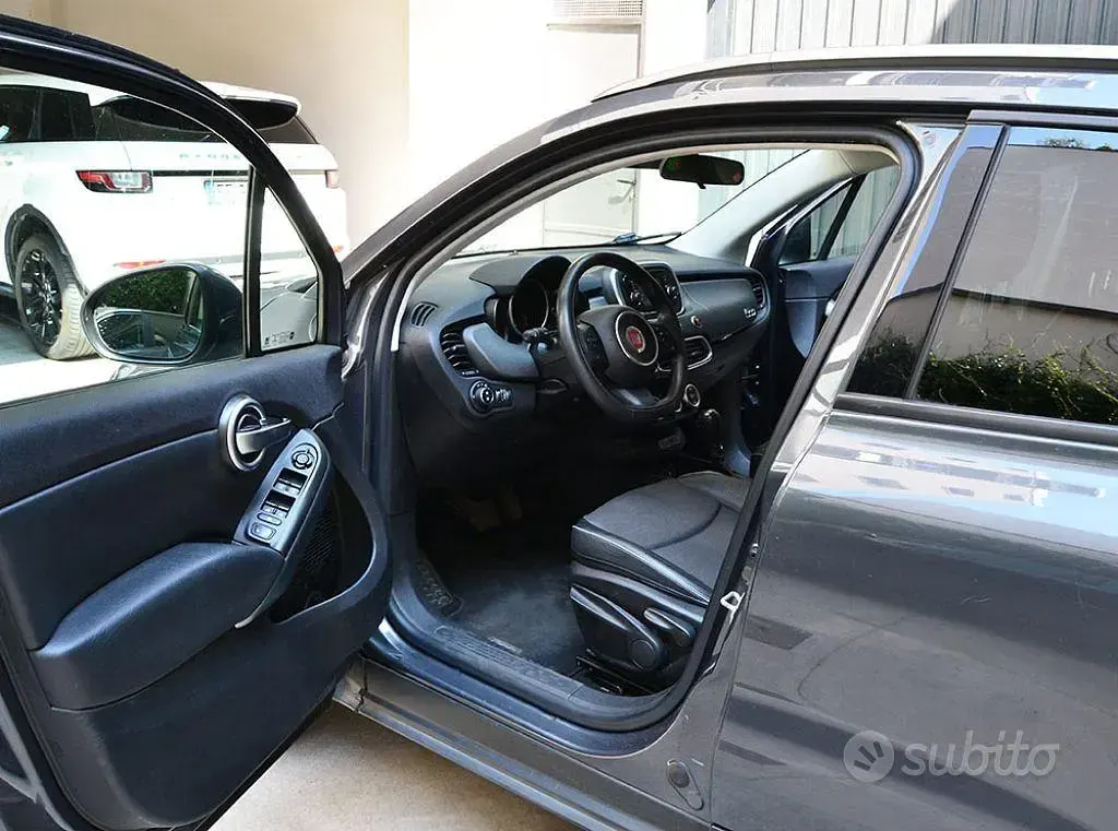 Usata Fiat 500X Cross 140 CV (102 kW) 2015 Grigio SUV