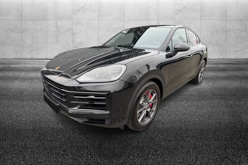 Usata Porsche Cayenne 475 CV (349 kW) 2025 Nero metallizzato SUV