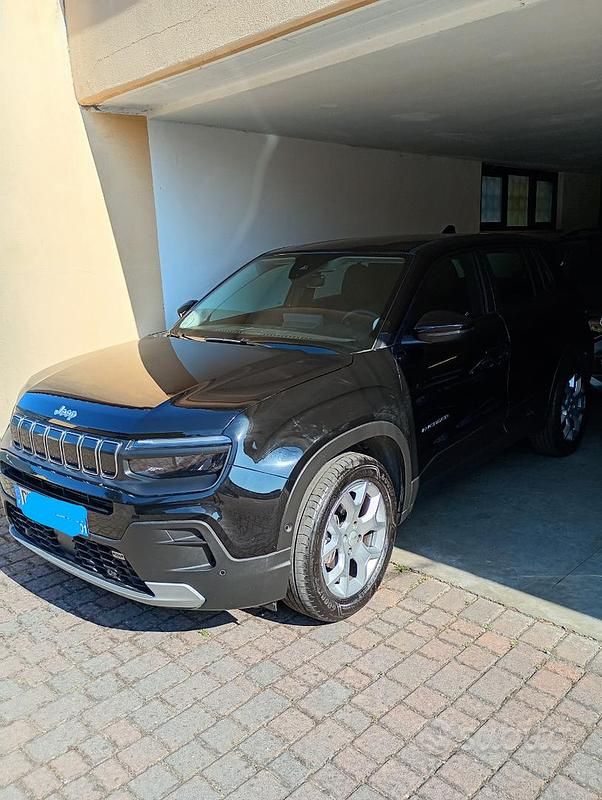 Usata Jeep Avenger Altitude 101 CV (74 kW) 2024 Nero SUV