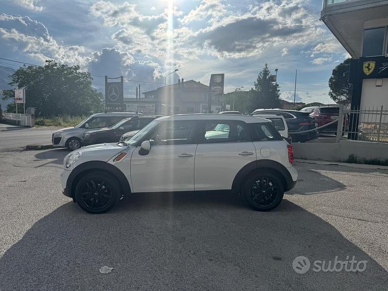 Usata Mini Cooper D Countryman 111 CV (81 kW) 2014 Bianco SUV