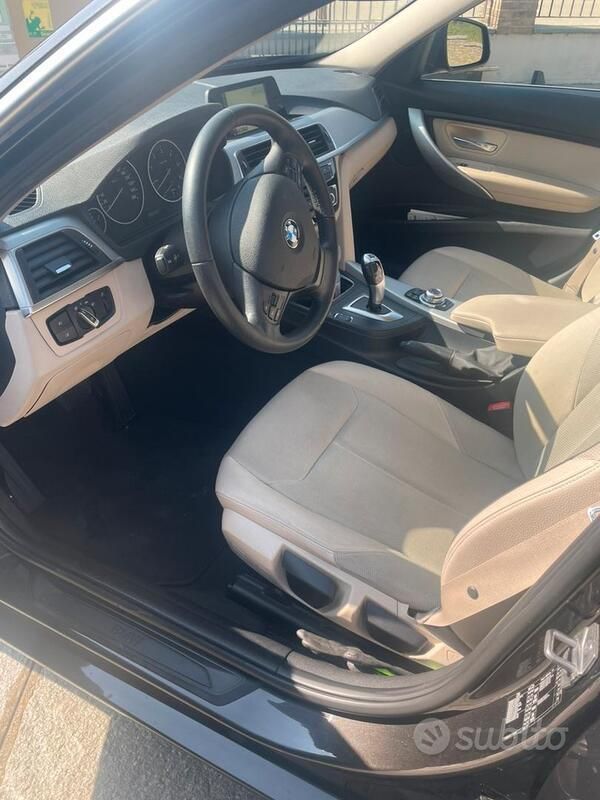 Usata BMW 318 Advantage 150 CV (110 kW) 2016 Marrone Station wagon