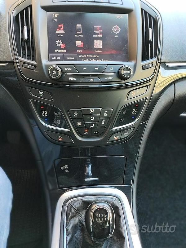 Usata Opel Insignia Cosmo 170 CV (125 kW) 2015 Grigio Station wagon