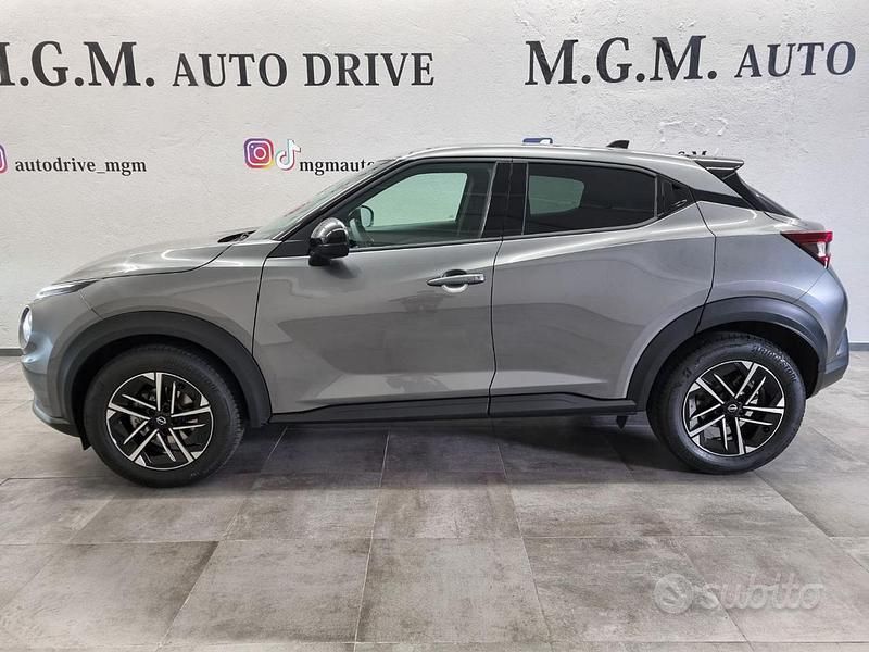 Usata Nissan Juke N-Connecta 114 CV (83 kW) 2025 Grigio scuro SUV