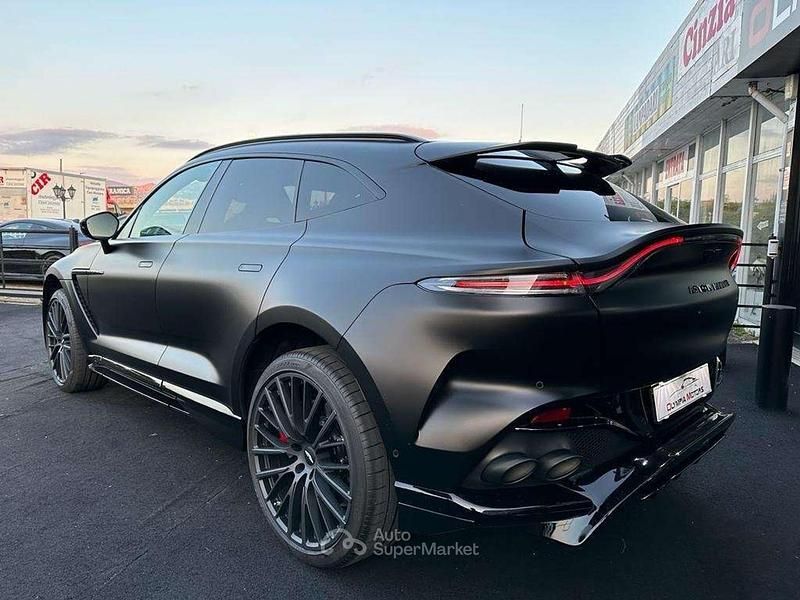 Usata Aston Martin DBX 707 707 CV (519 kW) 2024 Satin jet black SUV