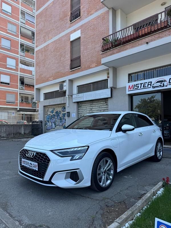 Bianco Usata 2021 Audi A3 e-tron Advanced Due volumi | 23.599 € (Ottimo prezzo) - Immagine 1/4