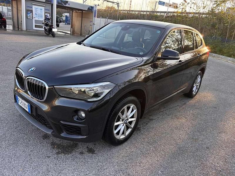 Usata BMW X1 Advantage 150 CV (110 kW) 2016 Nero SUV