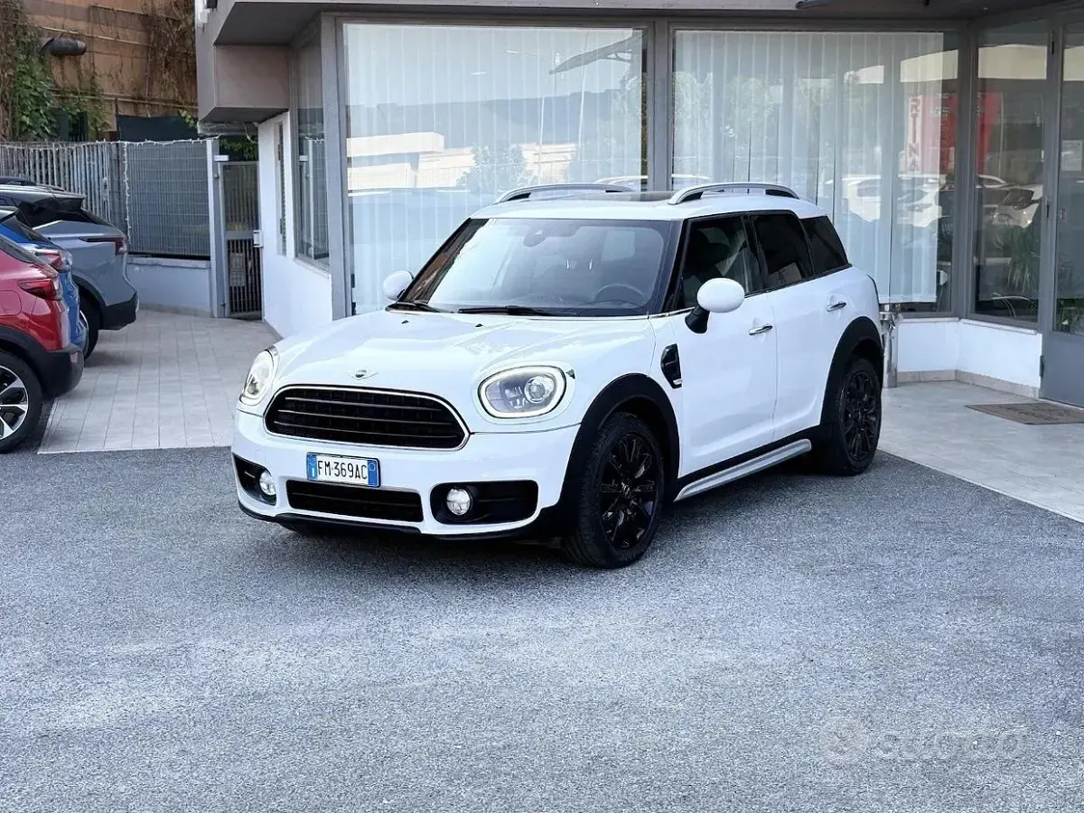 Usata Mini Cooper D Countryman Hype 150 CV (110 kW) 2017 Bianco SUV