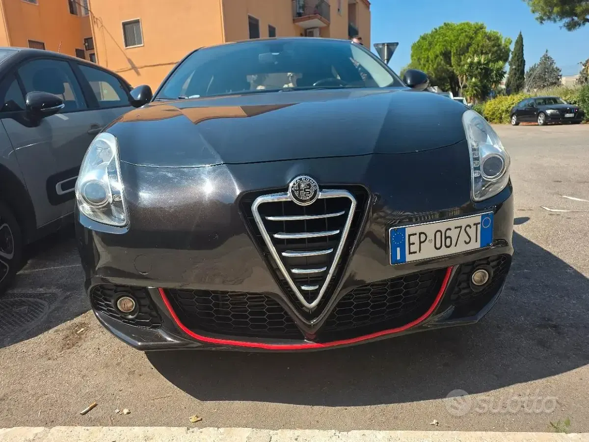 Usata Alfa Romeo Giulietta 105 CV (77 kW) 2013 Nero Utilitaria