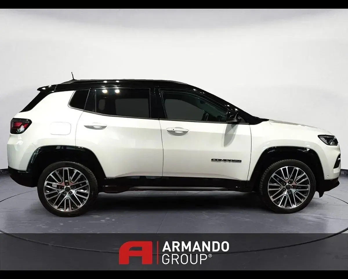 Usata Jeep Compass Summit 131 CV (96 kW) 2025 Bianco SUV