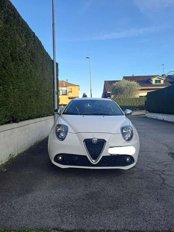 Usata Alfa Romeo MiTo 77 CV (56 kW) 2018 Utilitaria