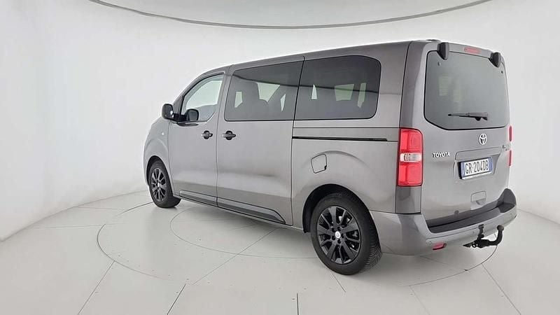 Usata Toyota Proace Edition 177 CV (130 kW) 2023 Grigio Monovolume