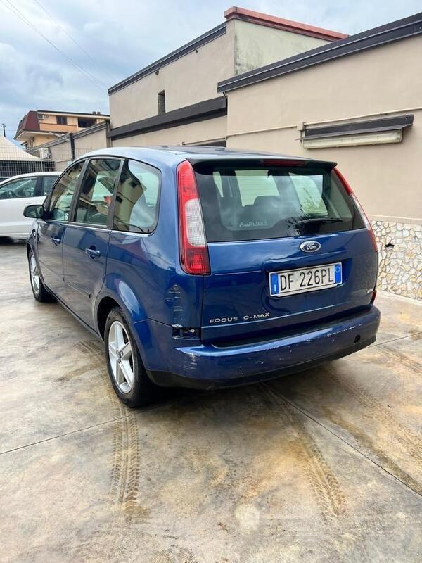 Usato 2006 Ford C-MAX 1.8 Diesel 116 CV (1.199 €)