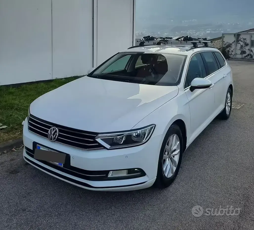 Usata VW Passat 150 CV (110 kW) 2015 Bianco Station wagon